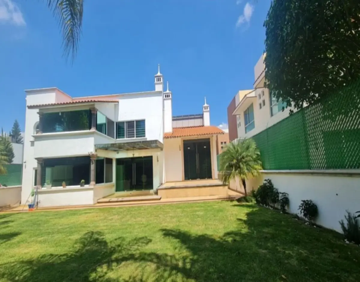 Casa en venta en Bosques de la Huerta, Morelia — foto 1 de 10