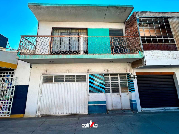 Casa en Venta con Local?? Aquiles Serdán, Col. Altavista