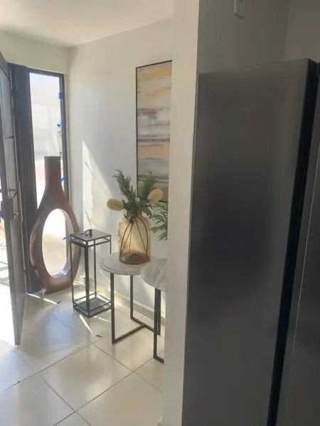 Venta de Casa en Condominio, Dos recámaras, tres Niveles en Corregidora.