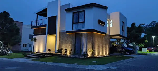 Casa en venta en Jardines de Santa Anita, Tlajomulco de Zúñiga — foto 2 de 12