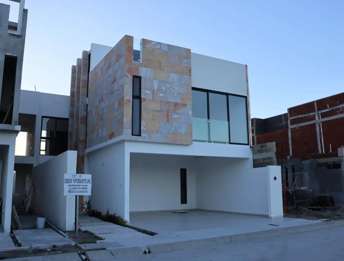 Casa en venta en Las Lomas Residencial, Alvarado — foto 1 de 13