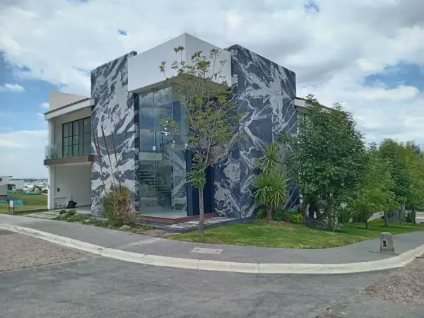 Casa en Lomas de Angelópolis, Ocoyucan, Puebla — foto 1 de 12