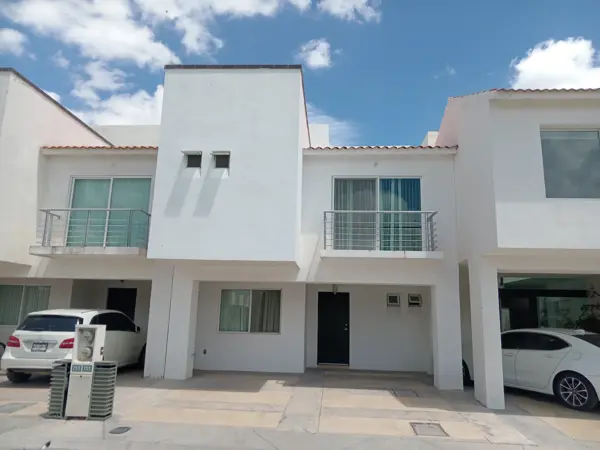 Casa en renta en Los Lagos, Villa de Pozos — foto 2 de 12