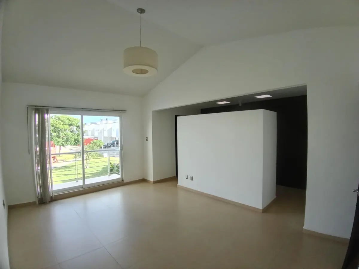 Casa en renta en Los Lagos, Villa de Pozos — foto 1 de 12