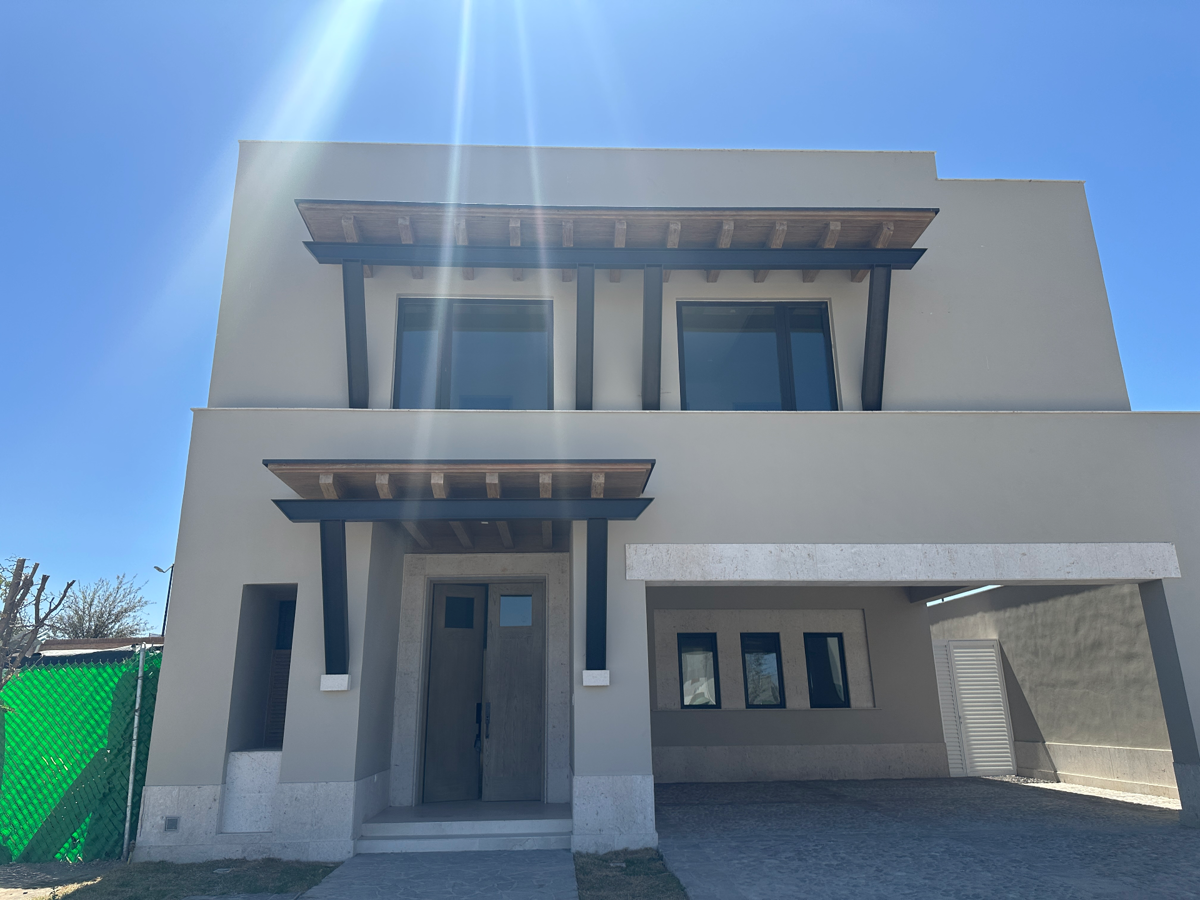Casa en venta en La Cava, Gómez Palacio — foto 1 de 13