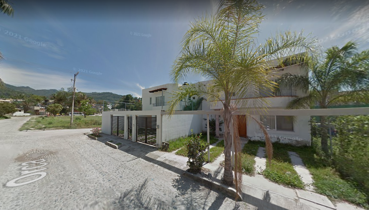 Casa en venta en Delfines, Puerto Vallarta — foto 1 de 10
