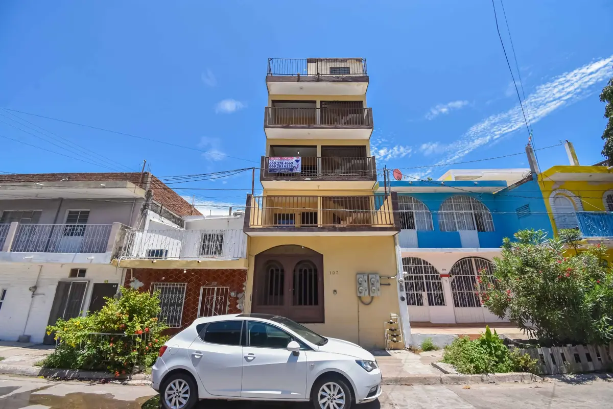Casa en venta en Montuosa, Mazatlán — foto 1 de 56