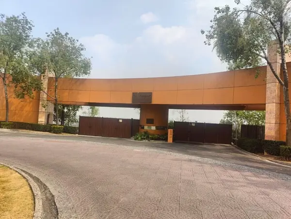Terreno en venta en Bosque Real, Huixquilucan — foto 2 de 9