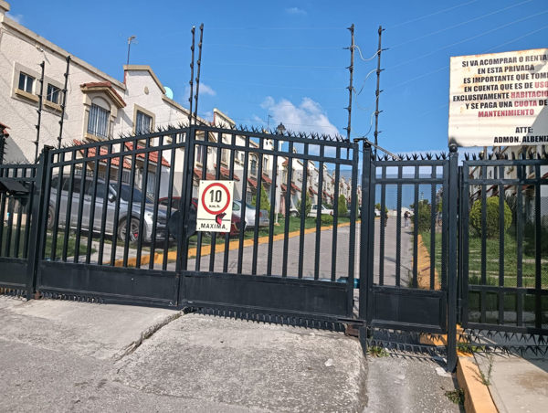 Casa en venta en Privadas del Valle, Huehuetoca — foto 2 de 10