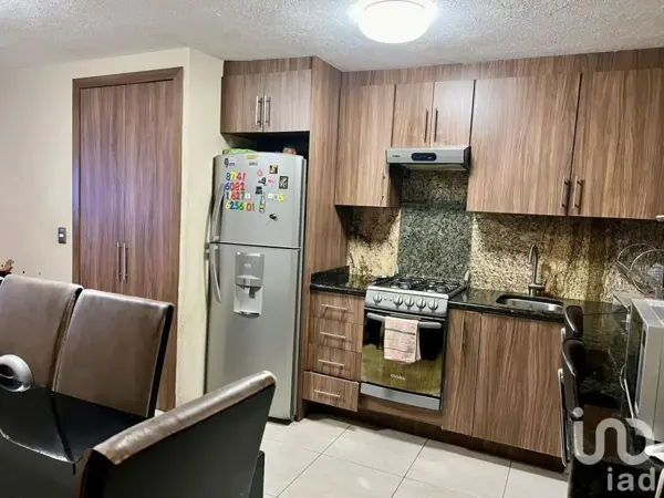 Casa en venta en Jardines Del Valle, Zapopan — foto 3 de 8