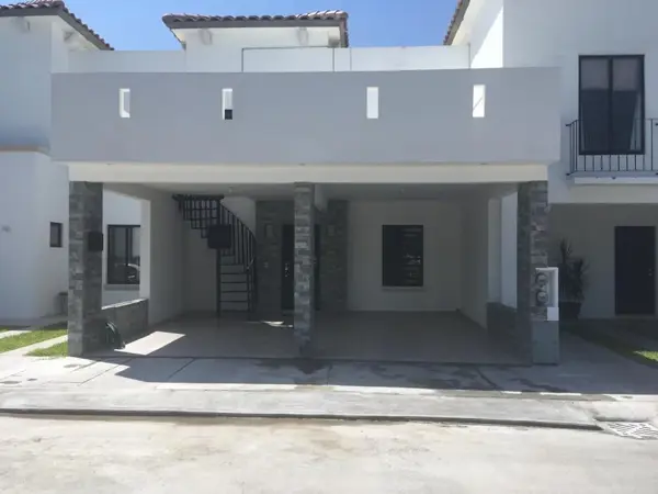 Departamento Amueblado en cerrada con Alberca