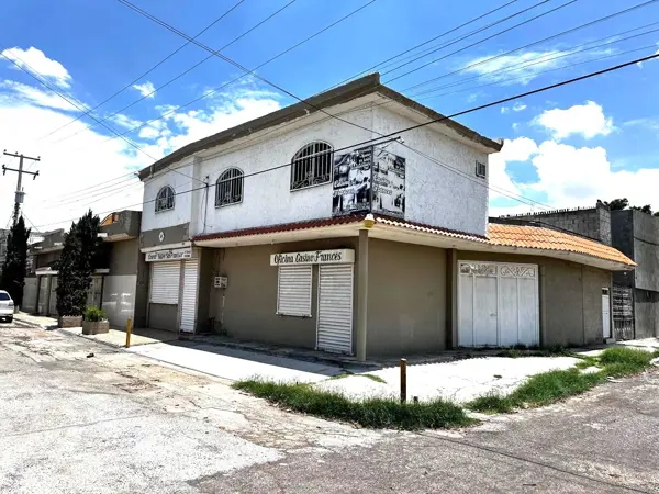 SALONES DE EVENTOS CON DEPARTAMENTOS INCLUIDOS EN PLANTA ALTA EN VENTA TORREON COAHUILA