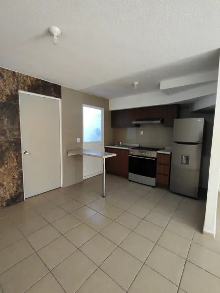 Casa en venta en Los Héroes León, León — foto 2 de 17