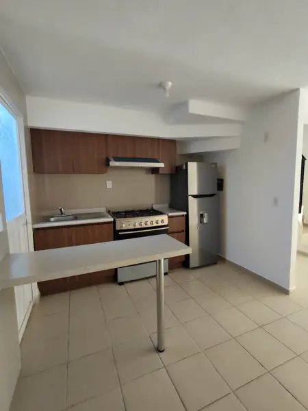 Casa en venta en Los Héroes León, León — foto 3 de 17