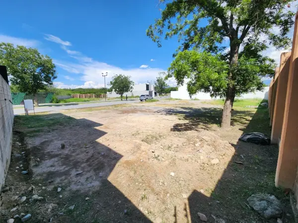 Terreno en venta en Los Siller, Saltillo — foto 3 de 6