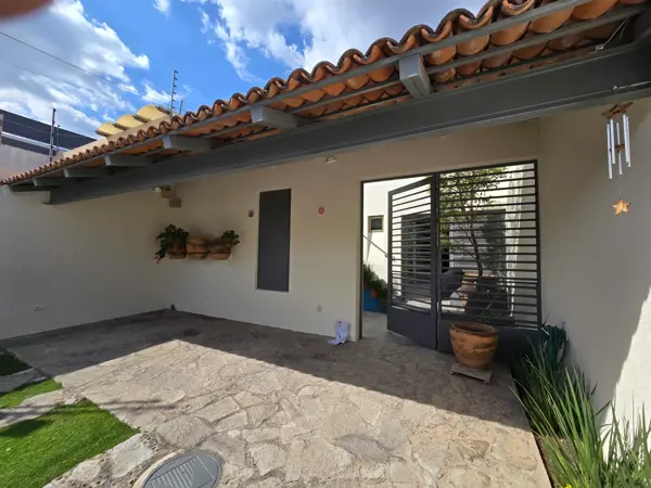 Bonita Residencia, Excelente Ubicación