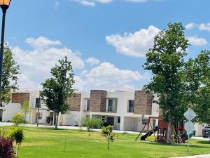 Casa en venta en Villas del Renacimiento, Torreón — foto 2 de 18