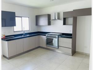 Casa en venta en Villas del Renacimiento, Torreón — foto 3 de 18