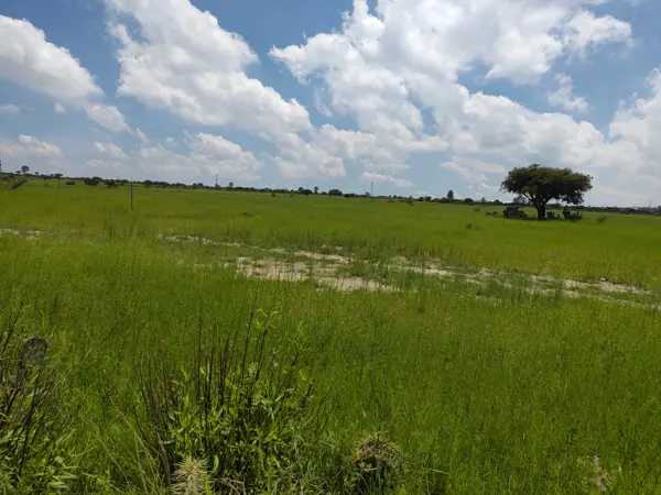 Terreno en venta en Santa Barbara de la Cueva, San Juan del Río — foto 2 de 4