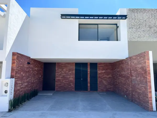 Casa en Venta en Fraccionamiento Zibari, Villa de Pozos, San Luis Potosí, equipada.