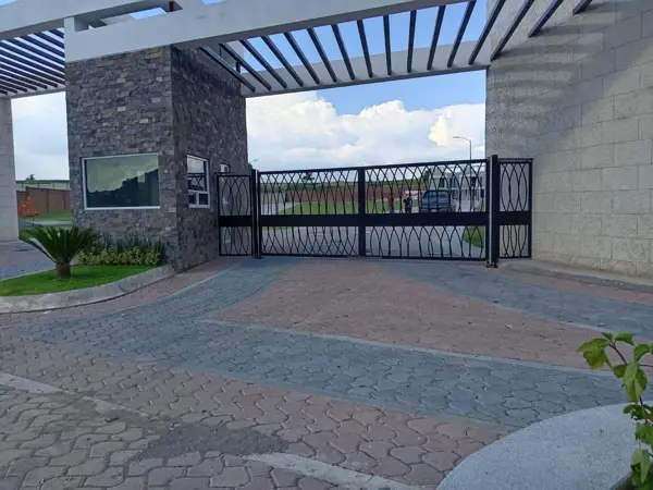 Terreno en venta en Lomas de Angelópolis, San Andrés Cholula — foto 2 de 10