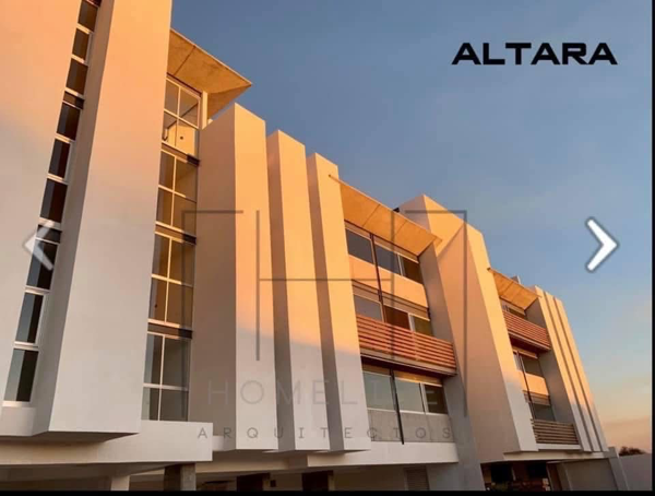 Penthouse en Renta en Juriquilla: Espacioso Departamento con Amenidades