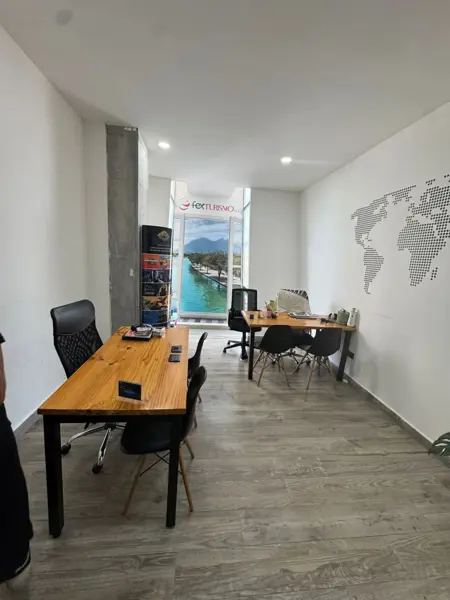 Oficina en venta en Colinas de San Jeronimo, Monterrey — foto 2 de 5