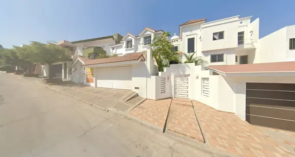 Casa en venta en Colinas de San Miguel, Culiacán — foto 3 de 12