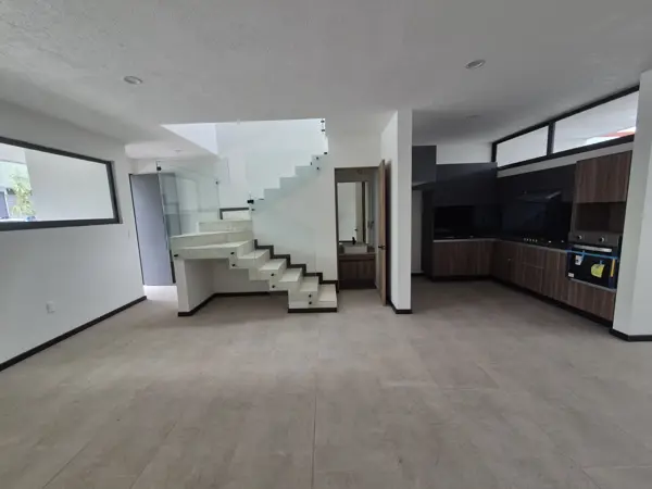 Casa en venta en Montaña Monarca I, Morelia — foto 3 de 9