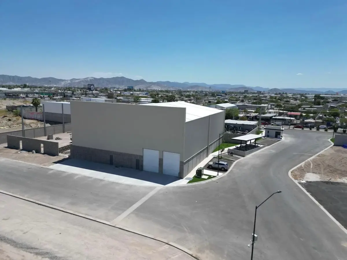 Nave en renta en El Tajito, Torreón — foto 1 de 5