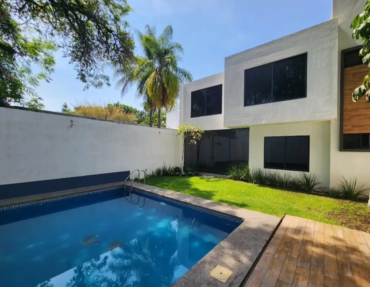 Casa en venta en Lomas de la Selva, Cuernavaca — foto 1 de 15