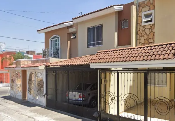 Casa en venta en Parques Del Nilo, Guadalajara — foto 3 de 13