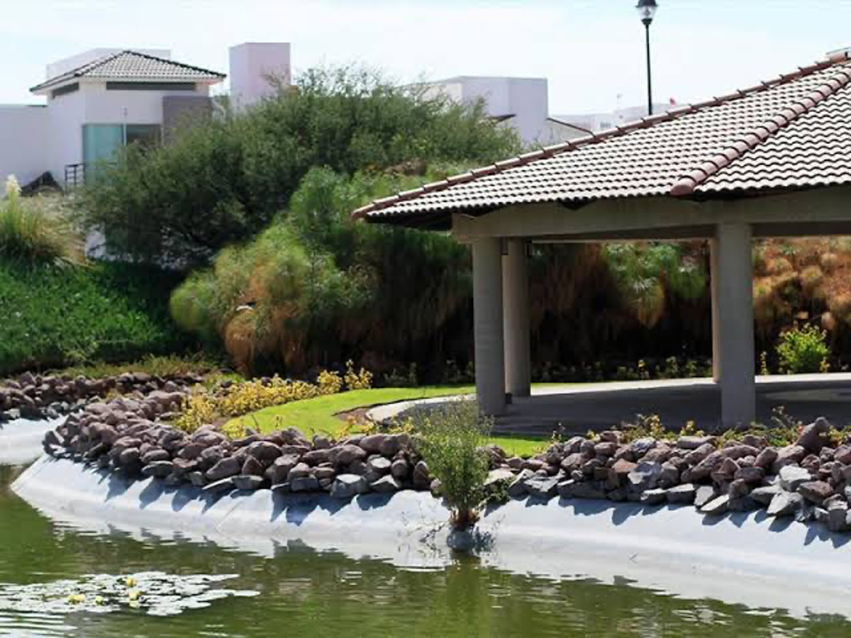 Terreno en venta en Real del Bosque, Corregidora — foto 1 de 9