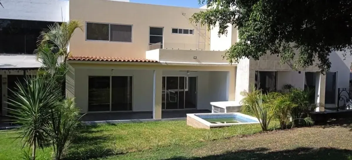 Casa en venta en Burgos Bugambilias, Temixco — foto 1 de 9
