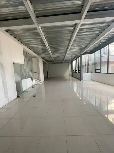 Edificio en renta en Ciudad Satelite, Naucalpan de Juárez — foto 2 de 6