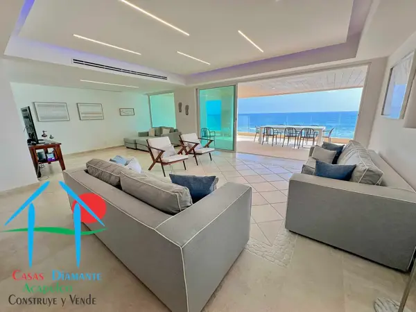 Departamento De Lujo Frente Al Mar Con Jacuzzi Y 4 Recámaras