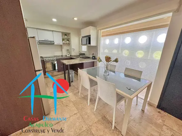 Departamento en venta con 2 recámaras y 2 baños en piso 3