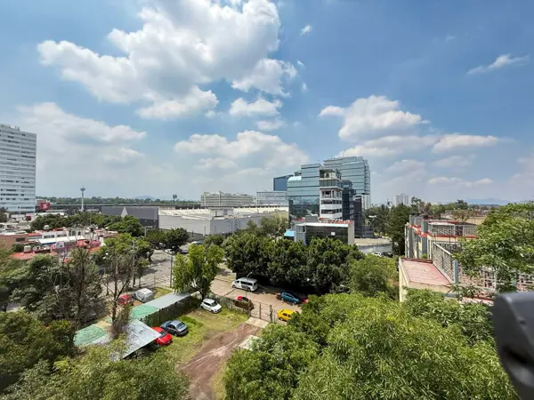 EDIFICIO EN VENTA. AV INGENIEROS MILITARES. LOMAS DE SOTELO