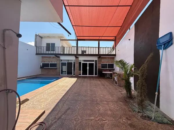 Casa en venta en María Mercado de López Sánchez, Torreón — foto 3 de 25