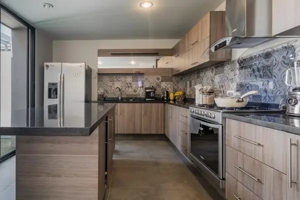 Casa en venta de 3 recámaras en el Refugio, Qro.