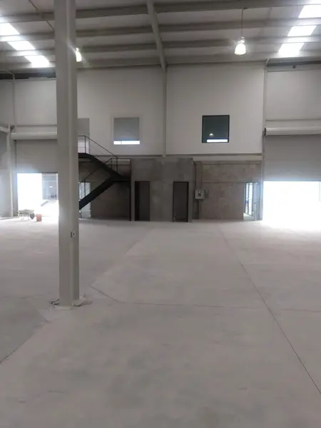 NAVE INDUSTRIAL EN RENTA ZONA AEROPUERTO