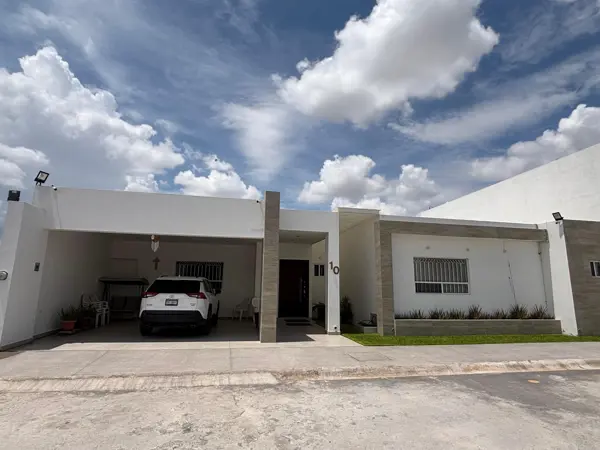 Casa en venta en Quintas la Cima, Torreón — foto 2 de 25