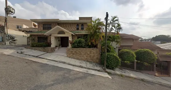 Casa en venta en Lomas de Rosales, Tampico — foto 2 de 12