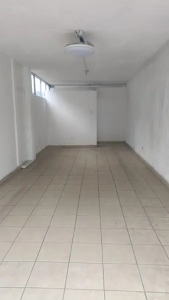 LOCAL EN AV. EJERCITO NACIONAL, IRAPUATO
