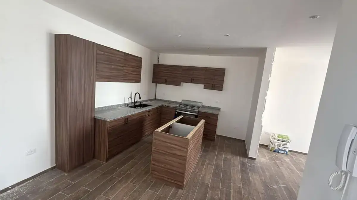 Casa en venta en San Juan Cuautlancingo, Cuautlancingo — foto 1 de 35