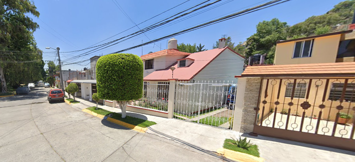 Casa en venta en Valle Dorado, Tlalnepantla de Baz — foto 1 de 10