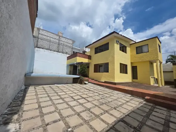 Casa en venta en Zodiaco, Cuernavaca — foto 2 de 17
