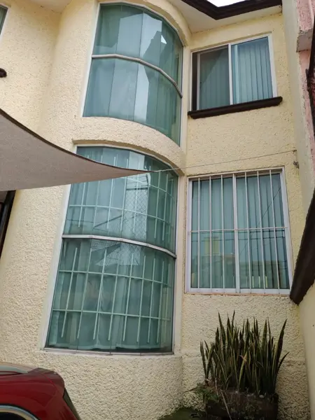 Casa en venta en Jardines Bellavista, Tlalnepantla de Baz — foto 2 de 26