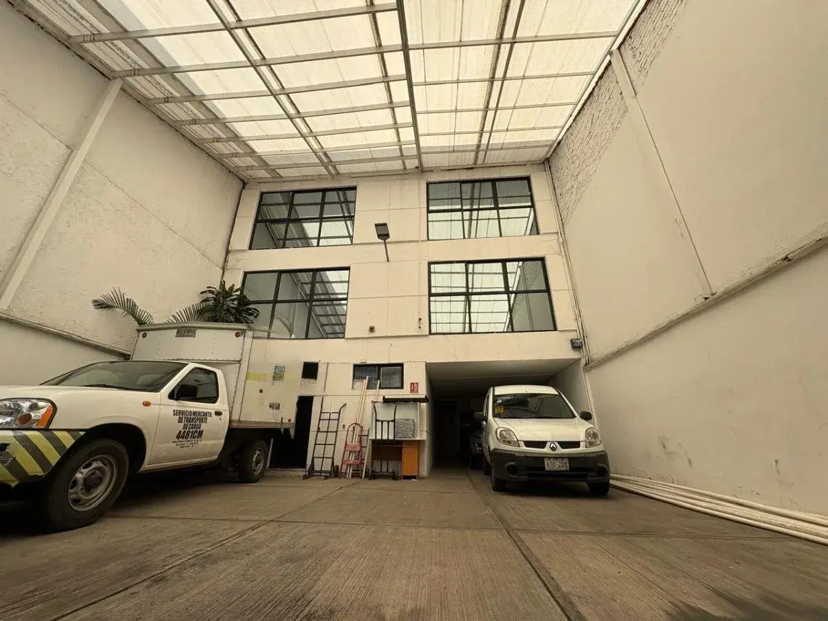 Edificio en venta en Narvarte Poniente, Benito Juárez — foto 1 de 48