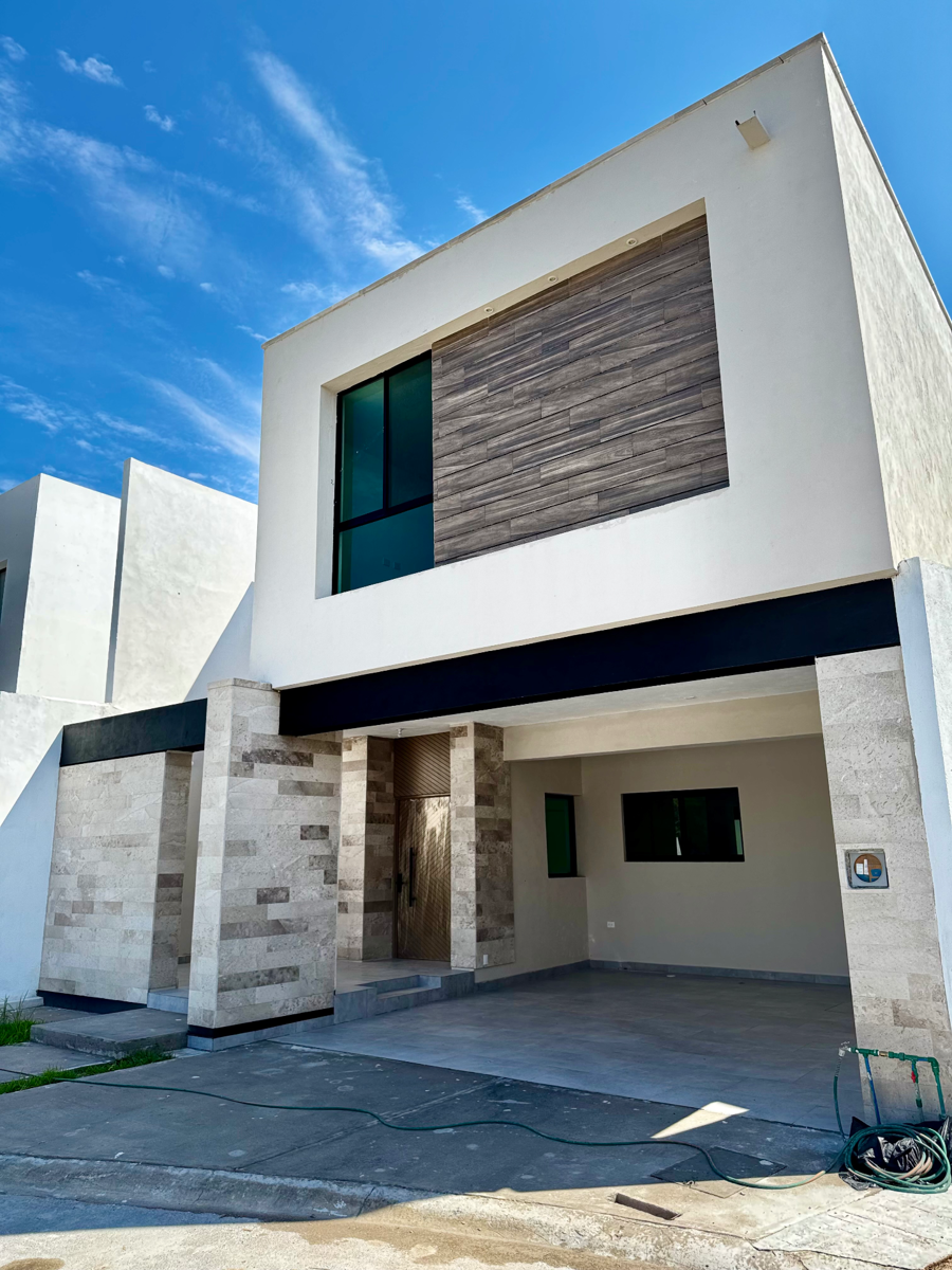 Casa Moderna en Venta en Las Viñas, Torreón Casa Moderna en Venta en Las Viñas, Torreón